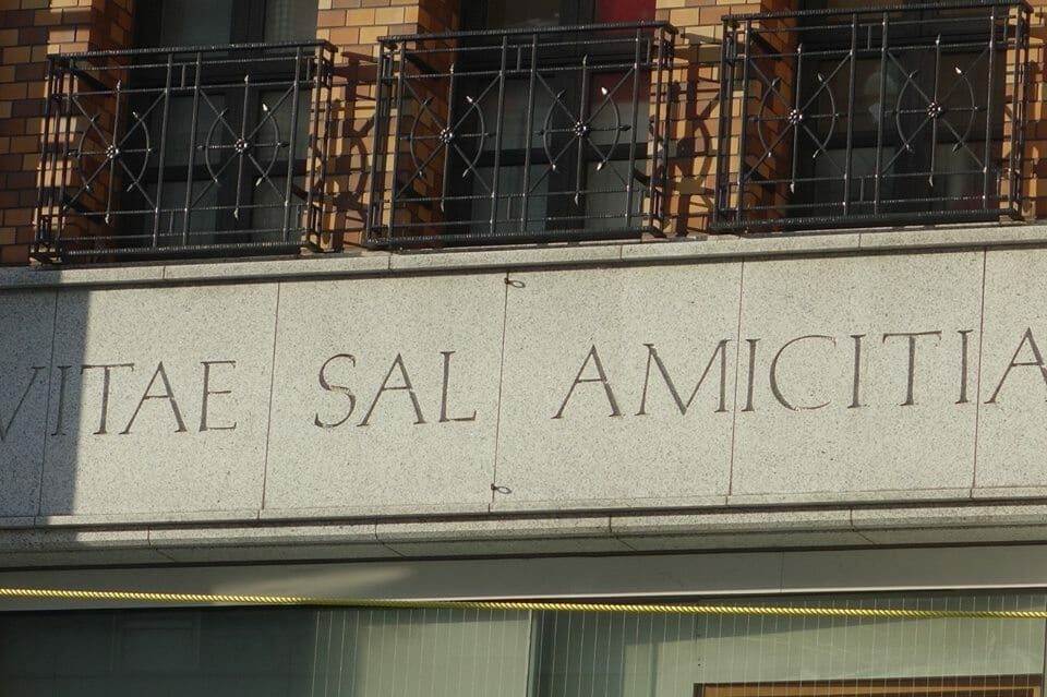 Amicitia Sal Vitae 山下太郎のラテン語入門